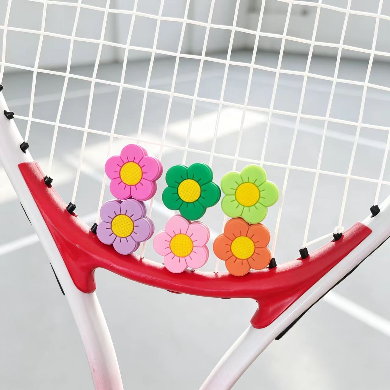 Racket Vibration Dampener - مثبط اهتزازات مضرب التنس على شكل